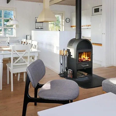 4 Star Holiday In Ferienhaus *