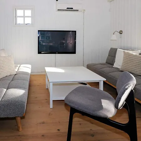 4 Star Holiday In Ferienhaus Hadsund